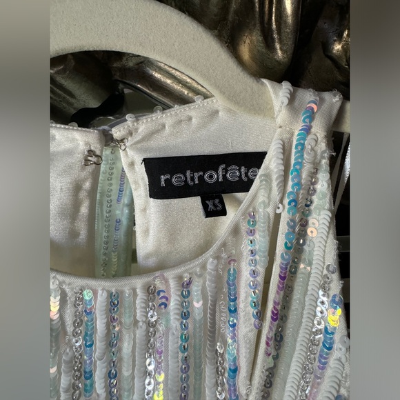 Retrofête Iridescent Sequined Millie Dress Geo White XS - Picture 3 of 11